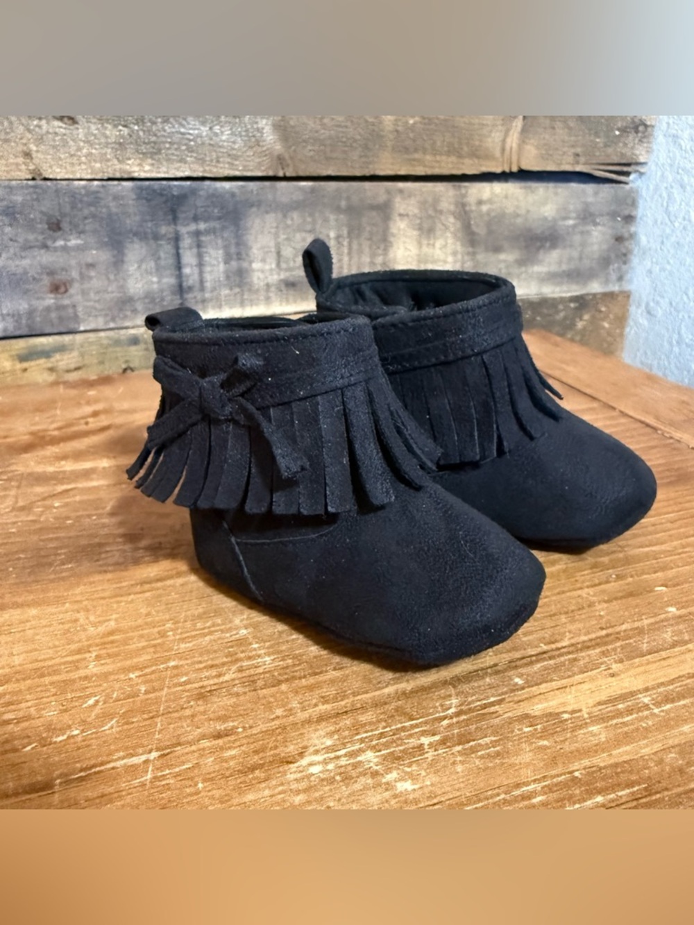 Laura Ashley ~ Baby Infant Moccasins Black Fringe Zip Up‎ size 2
